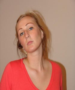 <p class='ppt-number'>221 779 + PIN 086</p><p class='ppt-pricing-de'>1,99 Euro/Min.</p>